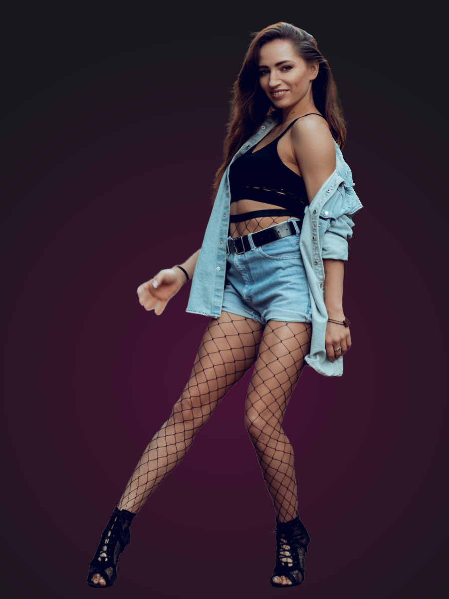 Alicja Łagosz dancing in high heels